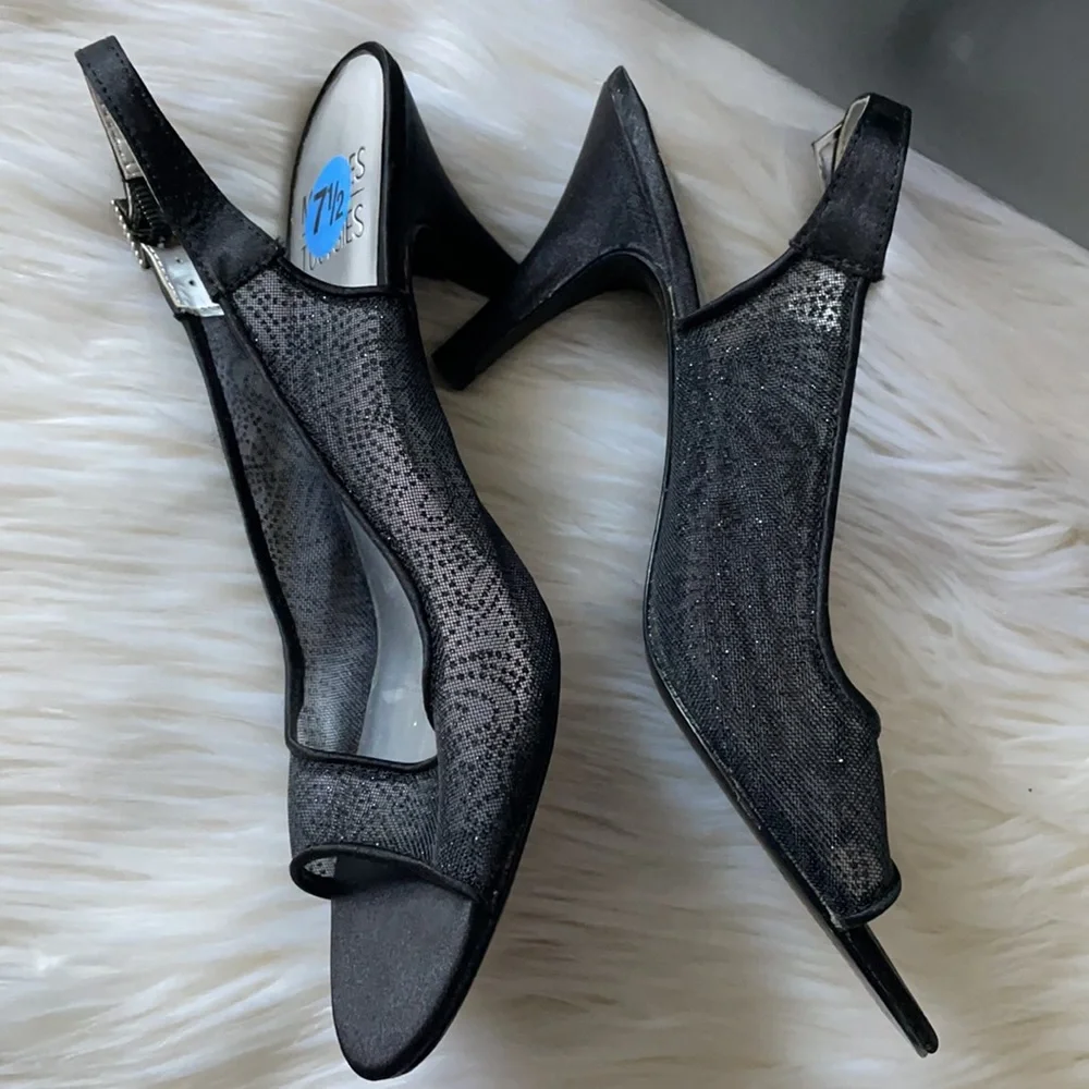 Open Toe Heels - Picture 4 of 7